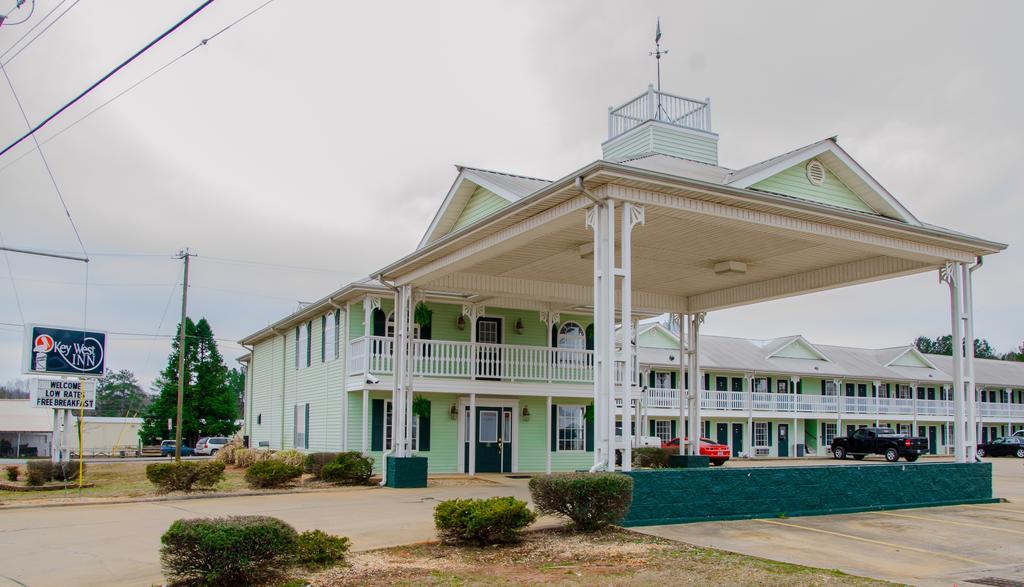 Key West Inn - Childersburg Bagian luar foto