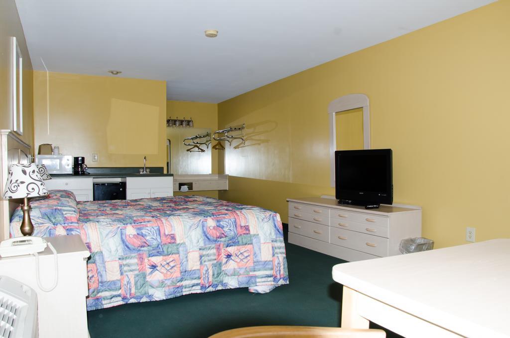 Key West Inn - Childersburg Ruang foto