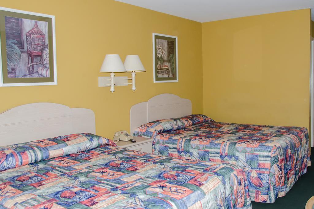 Key West Inn - Childersburg Ruang foto